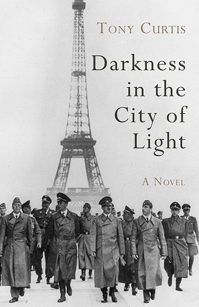 Cover image for Darkness in the City of Light, isbn: 9781781726136