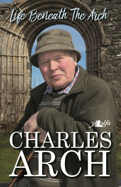 Cover image for Life Beneath the Arch, isbn: 9781784615284