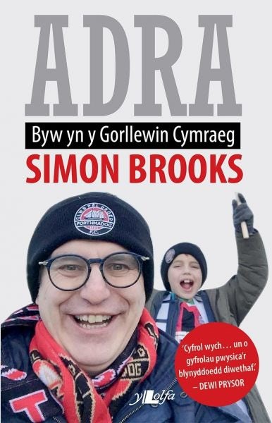 Cover image for Adra - Byw yn y Gorllewin Cymraeg, isbn: 9781784616427