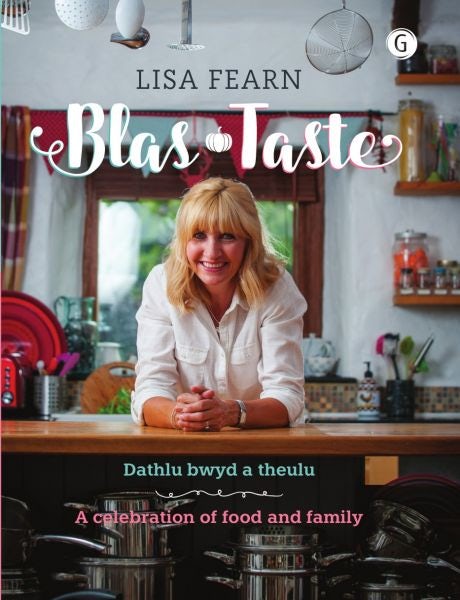 Cover image for Blas - Dathlu Bwyd a Theulu / Taste - A Celebration of Food and Family, isbn: 9781785621741