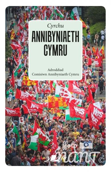 Cover image for Cyrchu Annibyniaeth Cymru, isbn: 9781800990012