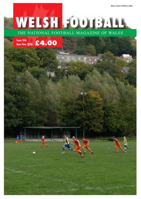 Cover image for Welsh Football 266 (New Year 2026), isbn: Y128282828